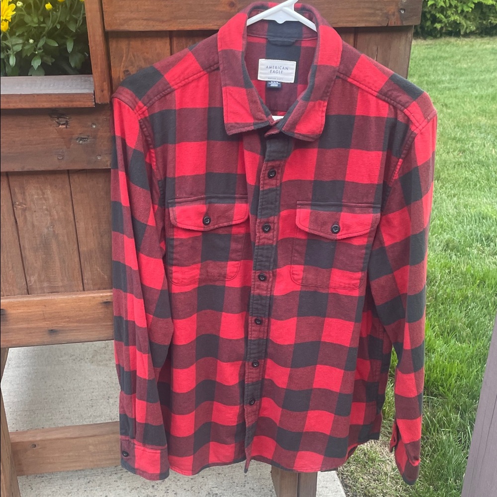 American Eagle Outfitters Red and Black Plaid Shirt